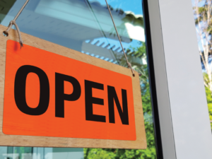 General Formulations 203HTAPAE 3.0 mil gloss white vinyl Clear high-tack permanent adhesive - Image 2